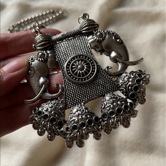 Jewelry - Long Elephant Necklace